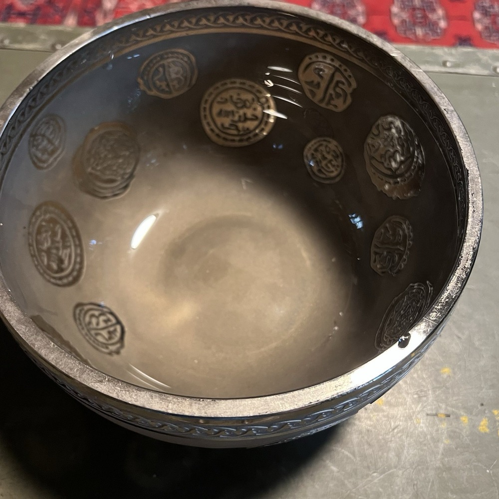 VTG Heavy 4LB 8" Brass Bowl w/ Arabic Calligraphy Engraved Middle East Art